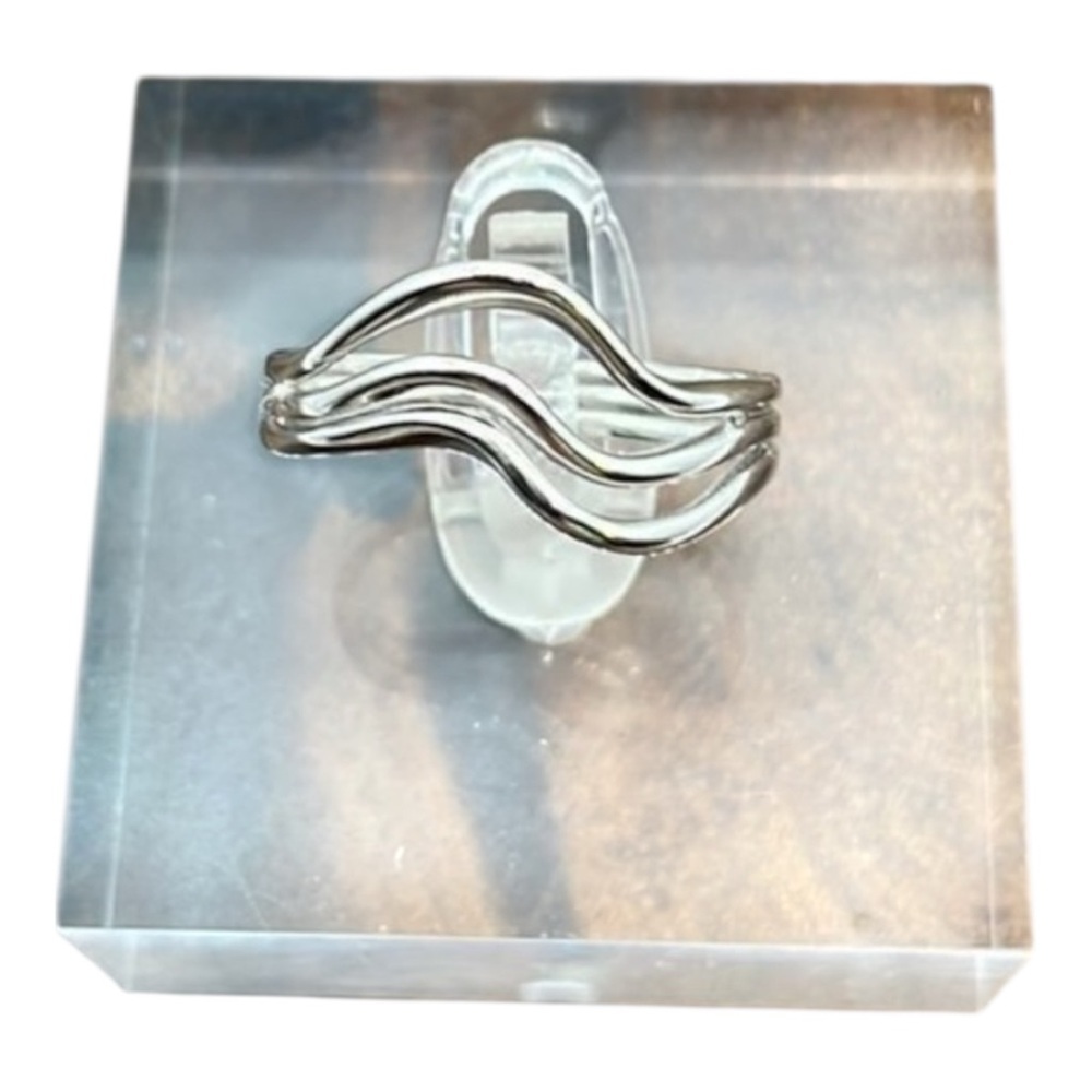 Silver Wave Ring